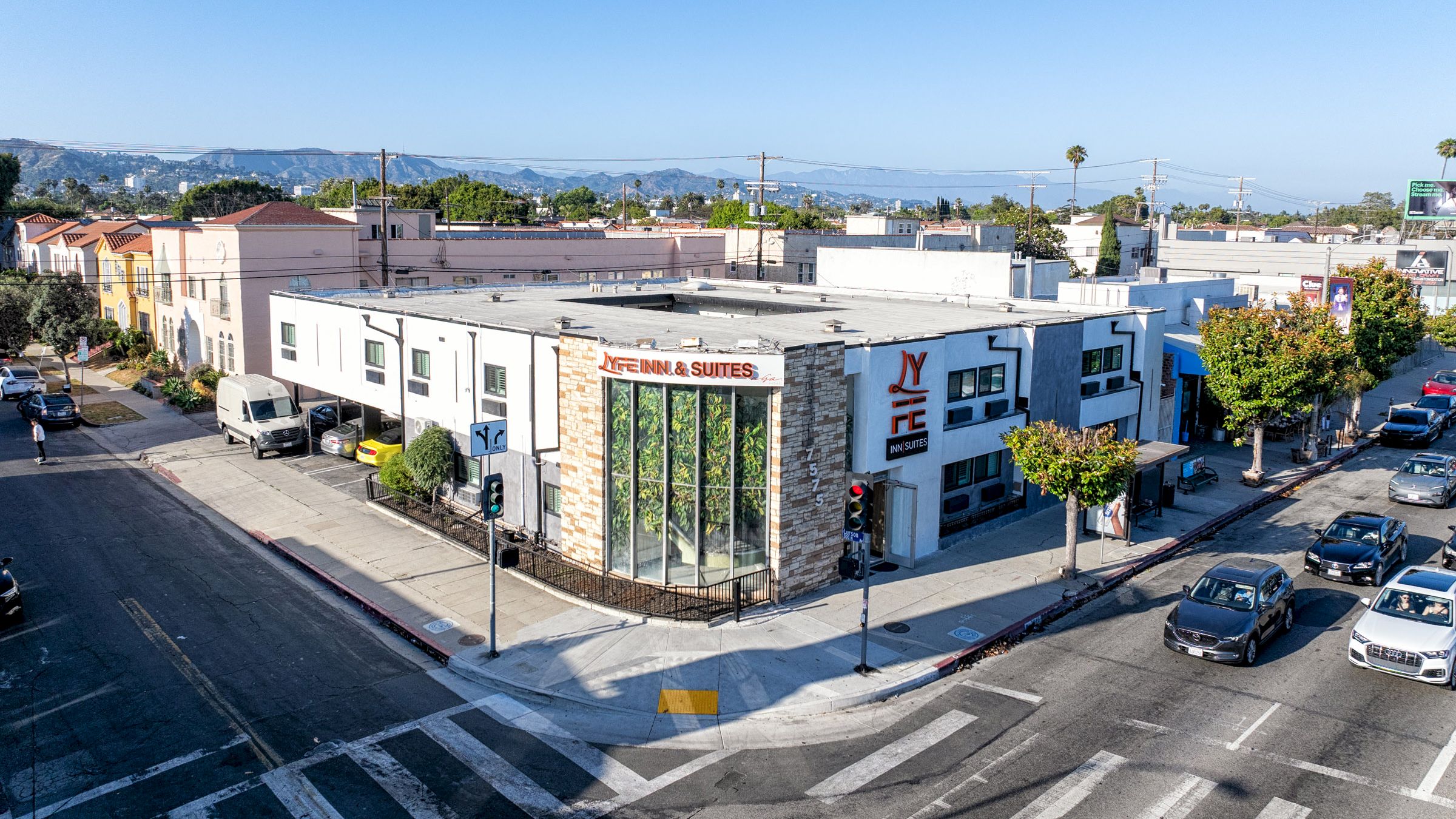 LYFE INN & SUITES by AGA - Beverly Hills — photo 30 of 60